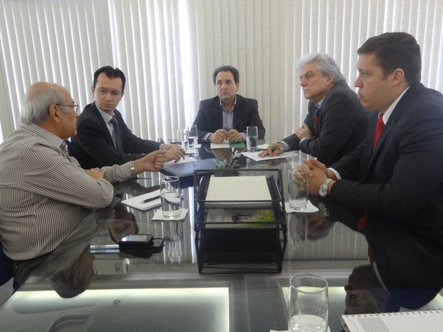 Em reunião FACMAT discute projeto de replicação de modelo de gestão