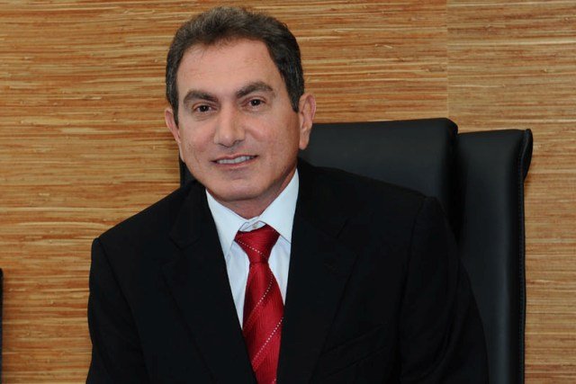 Que seja honrado o mérito