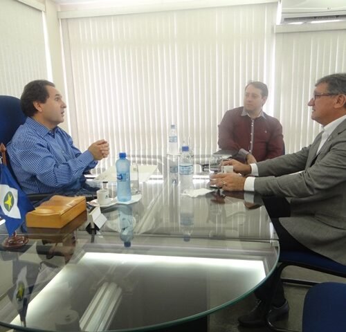 FACMAT recebe visita do presidente da FACER