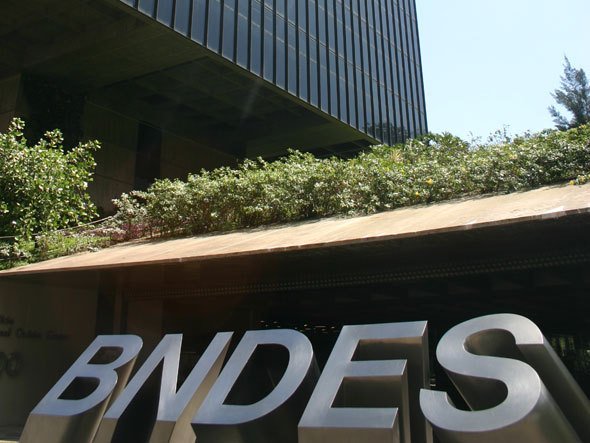 Participação de microempresas em financiamentos do BNDES cai 7% em 2014