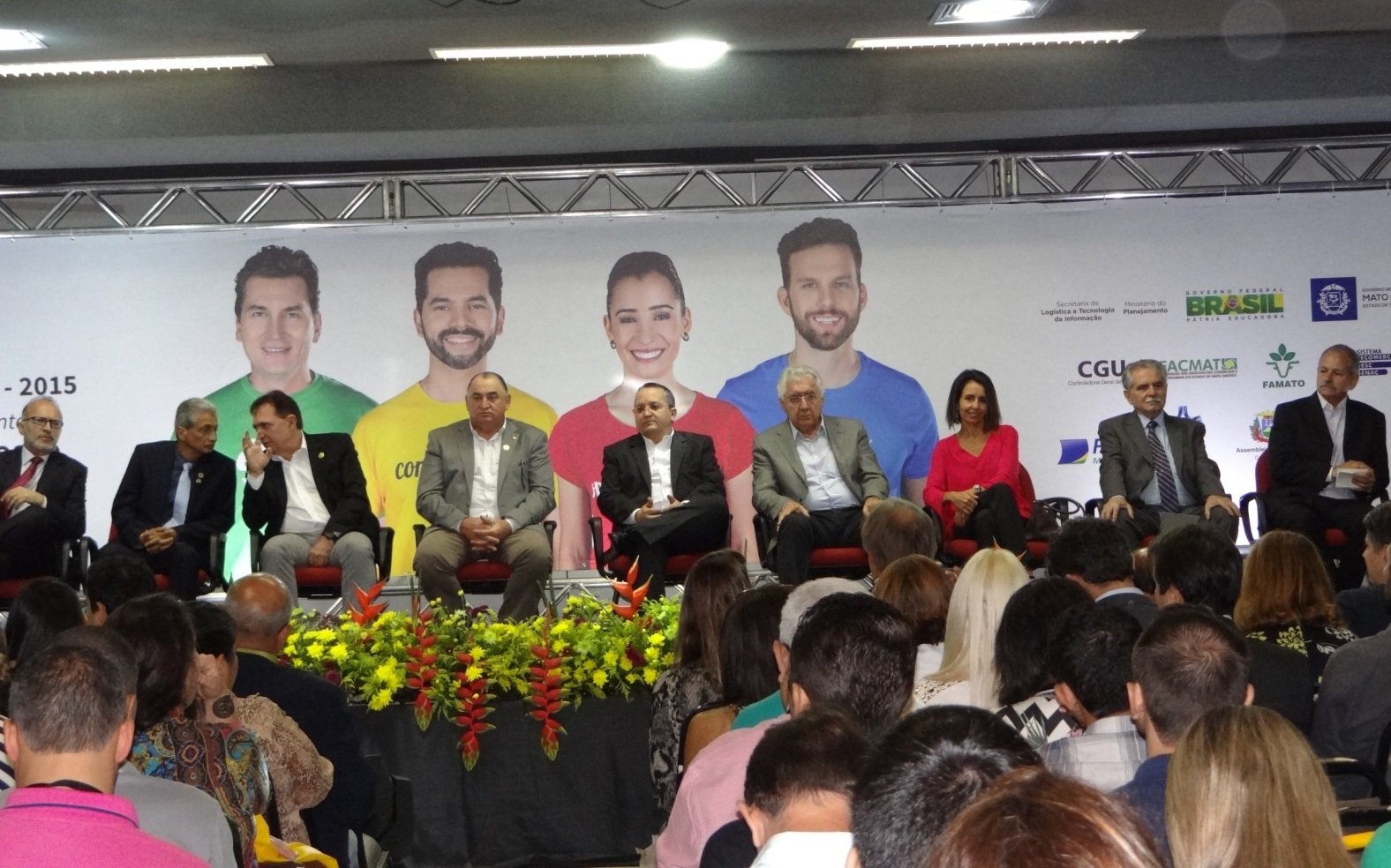 Projeto que simplifica abertura e fechamento de empresas será implementado no país em 2016
