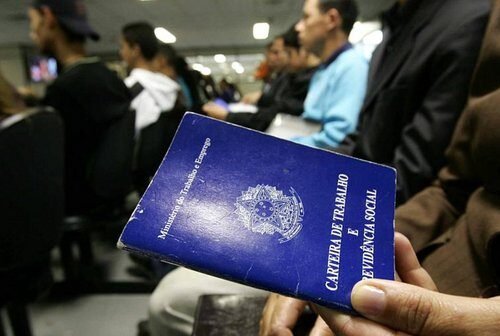 Pequenas empresas perderam 49,7 mil empregos em outubro