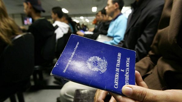 Pequenas empresas perderam 49,7 mil empregos em outubro