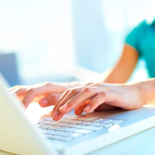Consumidor tem consulta gratuita on-line de CPF 24 horas por dia
