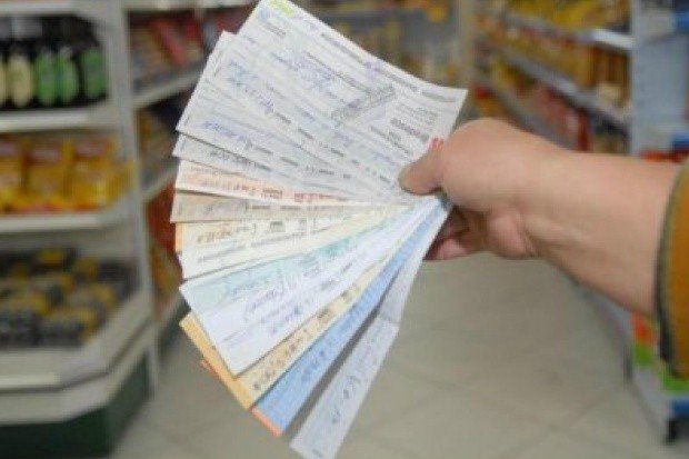 14 milhões de cheques devem ser devolvidos por falta de fundo em 2015, estima Boa Vista SCPC