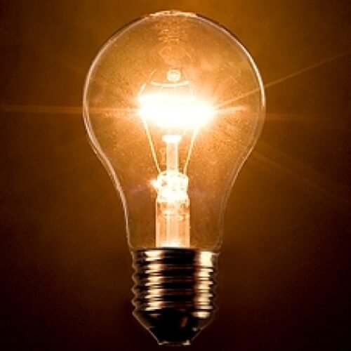 Conta de luz vai cair mais 3% em março com bandeira amarela