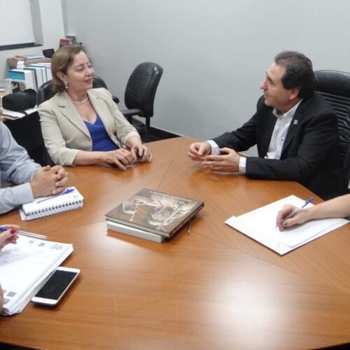 Presidente da ACC e FACMAT reúne-se com vice-presidente do TJMT para propor parceria com a CBMAEMT