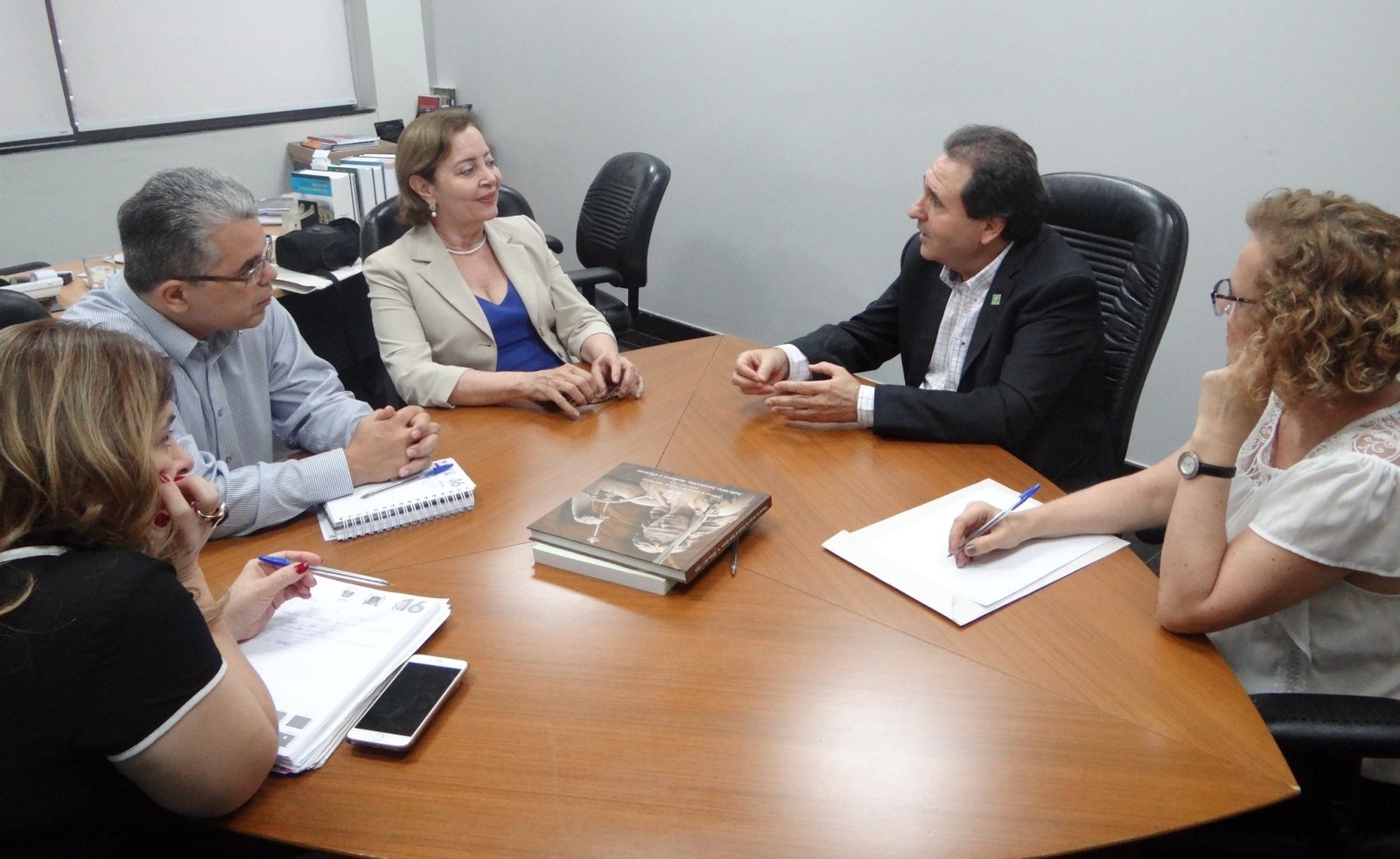 Presidente da ACC e FACMAT reúne-se com vice-presidente do TJMT para propor parceria com a CBMAEMT