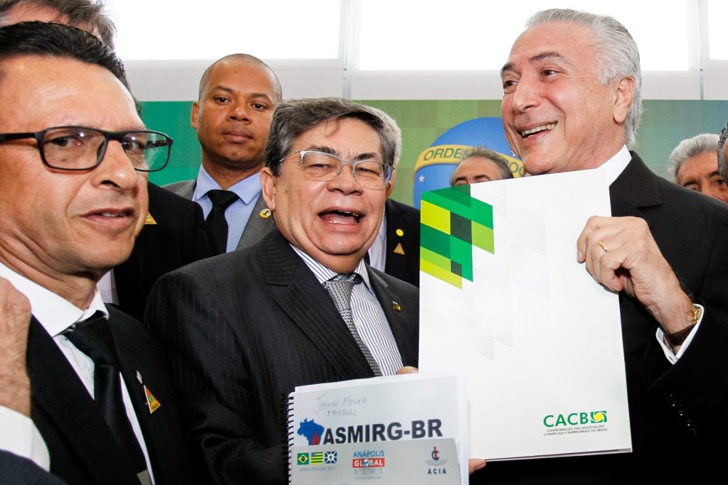 George Pinheiro entrega carta a Michel Temer e propõe pacto pelo Brasil