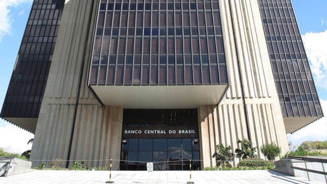 Banco Central diz que recessão econômica está mais moderada