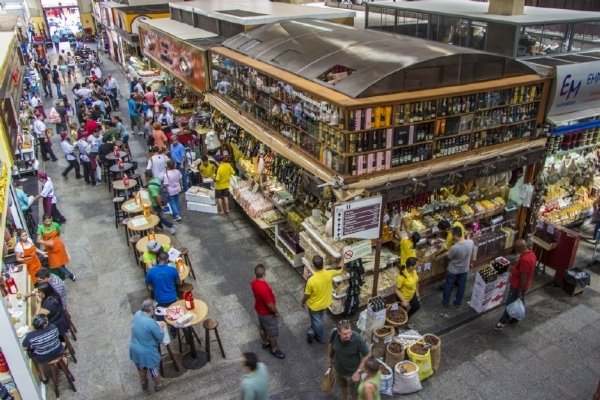 Comércio varejista tem crescimento de 0,1% entre maio e junho