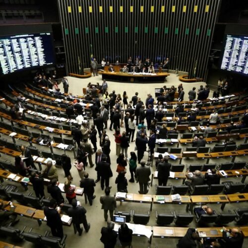 Crescer sem Medo é aprovado na Câmara por unanimidade