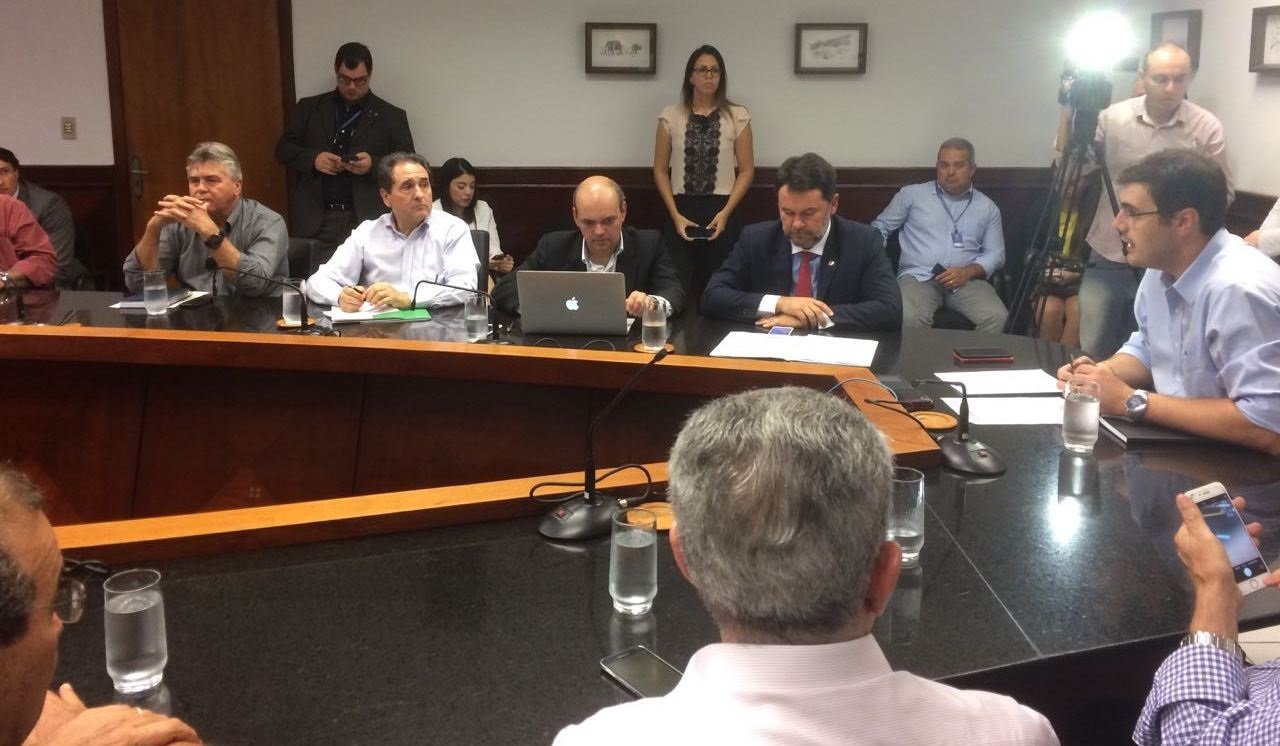 Empresários reúnem-se com equipe da SEFAZ para discutir a Reforma Tributária