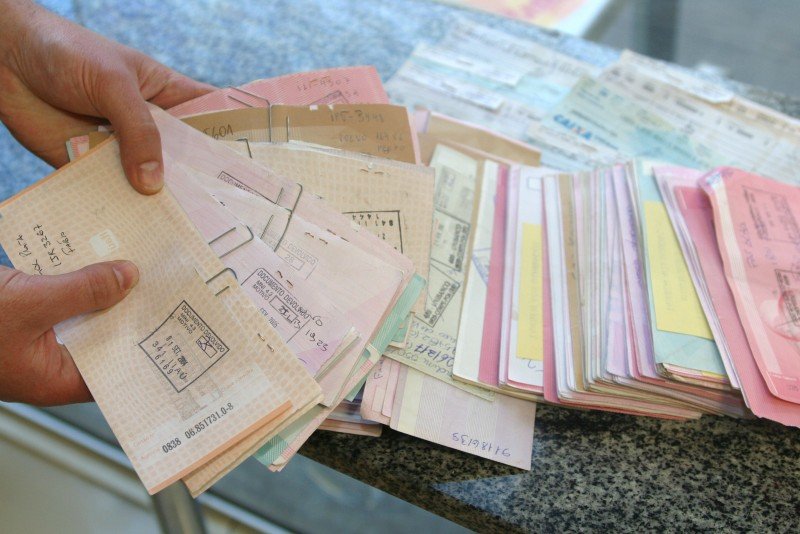 Percentual de cheques devolvidos sobre movimentados atinge 2,30% no acumulado do ano