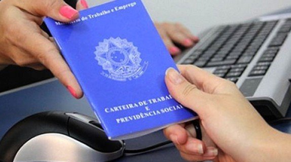 Brasil perdeu quase 117 mil vagas formais de emprego em novembro