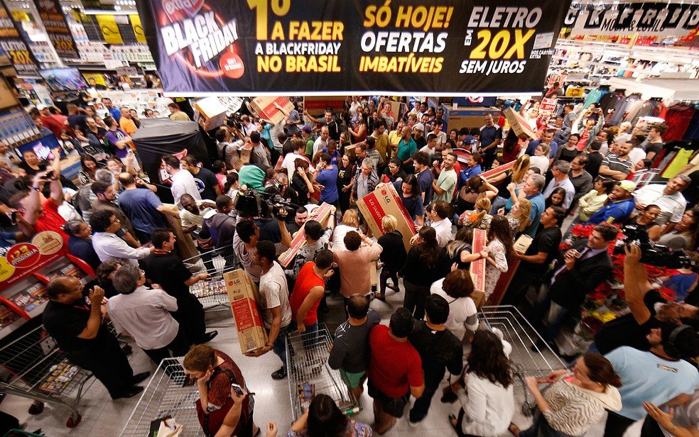 E-commerce cresce 11% em 2016; vendas do Natal sobem 3,8%
