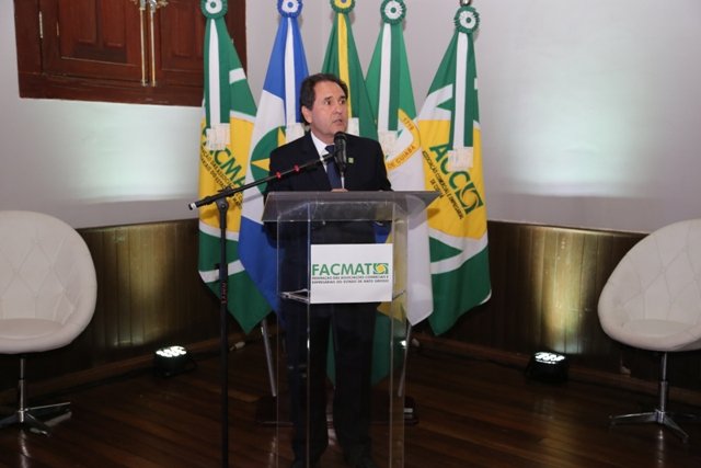 Presidentes de Associações Comerciais tomam posse para o biênio 2017/2018