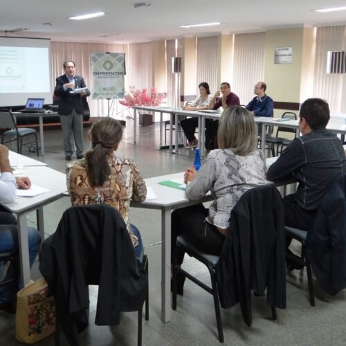 Primeiro dia do Encontro Estadual Empreender Convencional tem troca de experiências entre ACEs