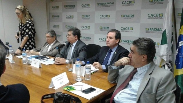 Presidente da Facmat participa de reunião do Conselho Deliberativo da CACB