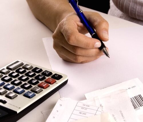 Inadimplência das empresas diminui 1,5% no acumulado em quatro trimestres, diz Boa Vista SCPC