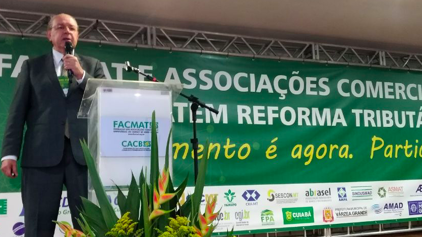 Relator da reforma tributária ministra palestra em encontro da Facmat