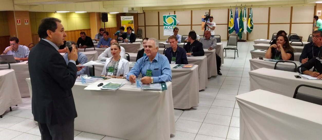 Encontro Estadual fortalece relação entre Facmat e Associações Comerciais