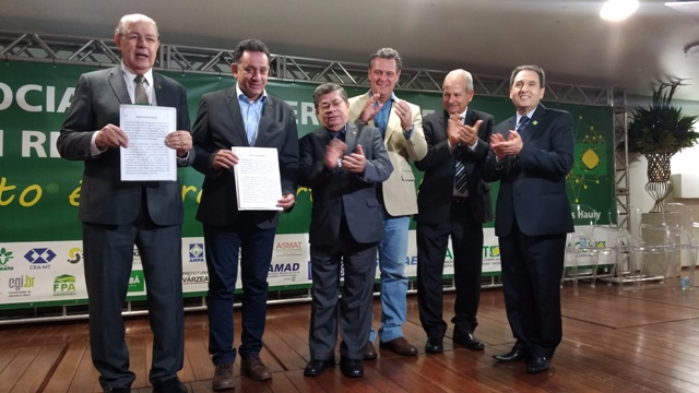 Carta de Intenções pede que o governo gaste menos para evitar déficits letais