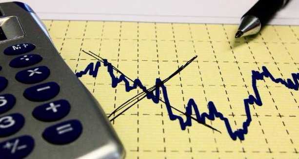Inadimplência do consumidor cai 2,5% no acumulado do ano até outubro, diz Boa Vista SCPC