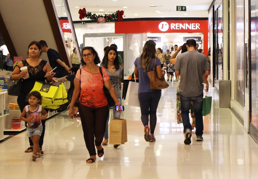Movimento do Comércio sobe 1,5% em 2017