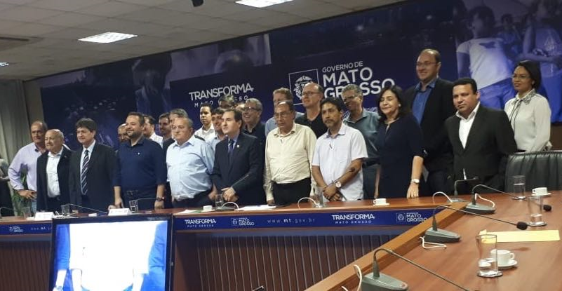 ACIC pede providências na MT-320 em manifesto entregue ao governador