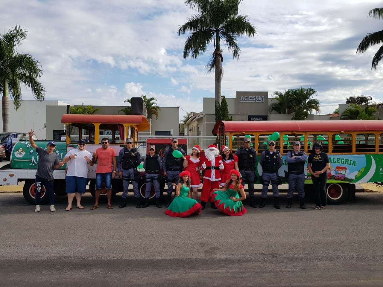 CARREATA TRENZINHO DA ALEGRIA