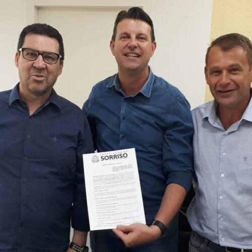 Reunião para assinatura do Convênio da Decoração Natalina “NATAL LUZ 2019”