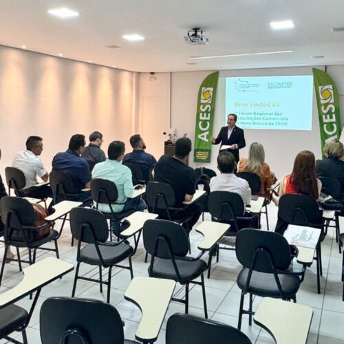 Empresários do norte de Mato Grosso debatem fortalecimento das associações comerciais em Fórum Regional