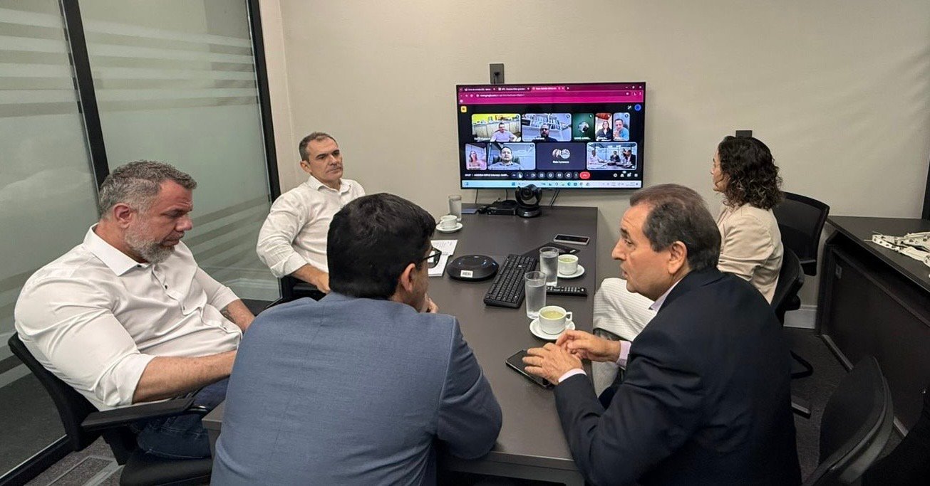Reunião entre Facmat e Secretaria de Fazenda trata de encaminhamentos sobre notificações da EFD